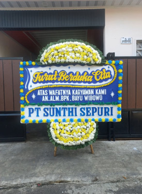Papan Bunga Duka di Matani Tiga