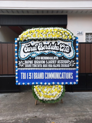 Papan Bunga Duka di Matani Tiga